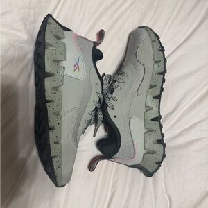 Reebok Women's Green Athletic Shoes